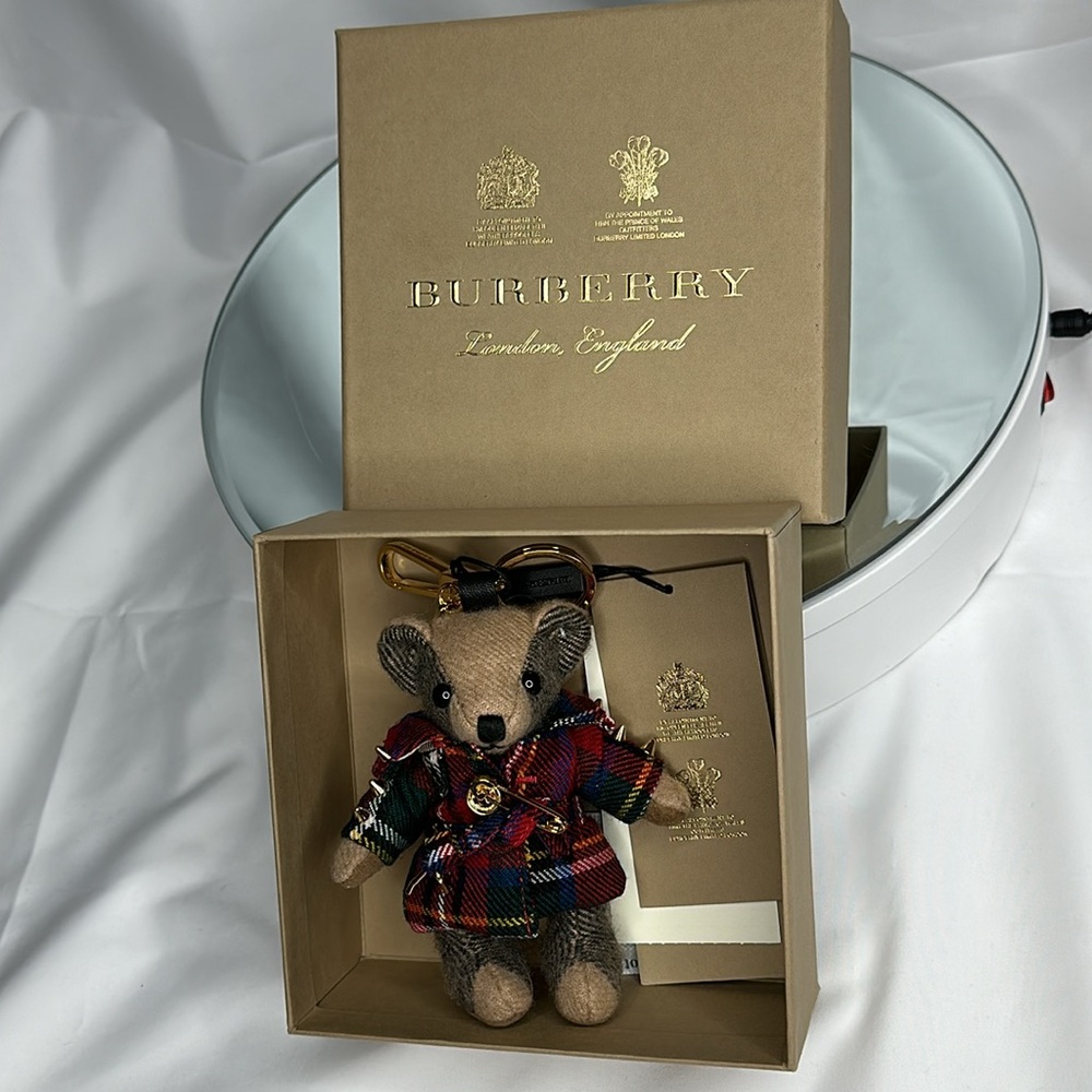 Burberry Thomas Bear Red Tartan Check Gold Stud & Pin Design Coat Bag Charm - Picture 3 of 10